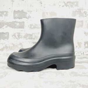 New VINCE Rubber Ankle Rain Boots In Black M999